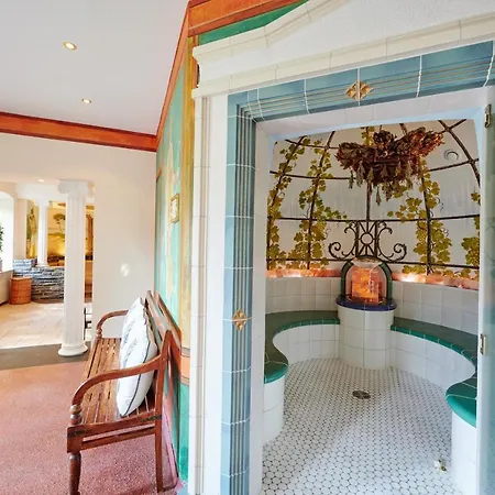 Weinromantikhotel Richtershof 호텔 뮐하임 안 데어 모젤