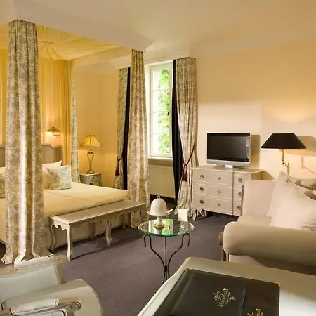 Hotel Weinromantikhotel Richtershof 4*