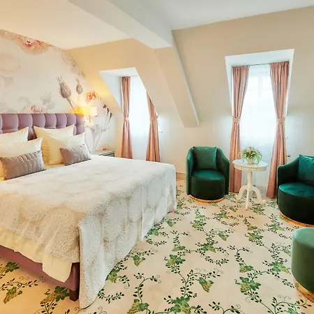 Weinromantikhotel - Richtershof 4* مولهايم ان دور موسيل