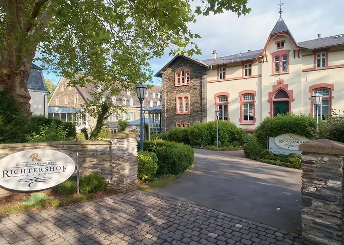 Weinromantikhotel Richtershof Мюльхайм