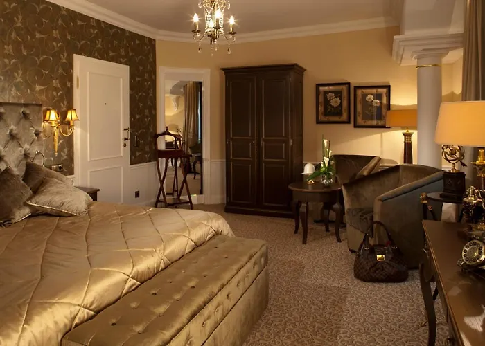 Weinromantikhotel Richtershof 4*