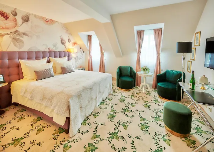 维恩曼特克日特豪弗酒店 4* 米尔海姆