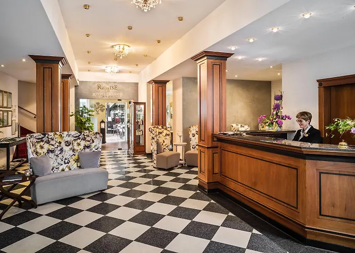 维恩曼特克日特豪弗酒店 酒店 4*