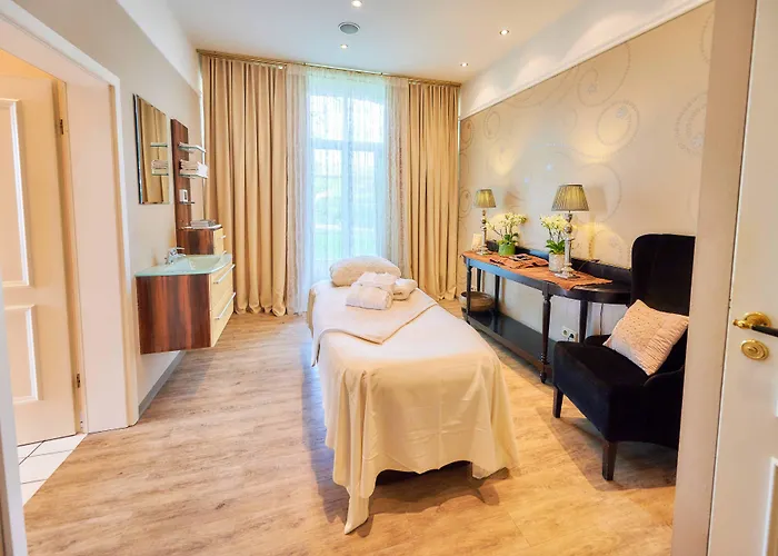 Hotel Weinromantikhotel Richtershof 4*